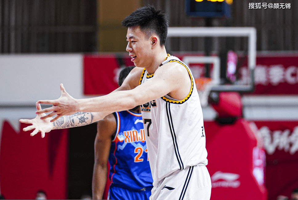 雷速官网-山西队轻取马刺，张镇麟高光表现