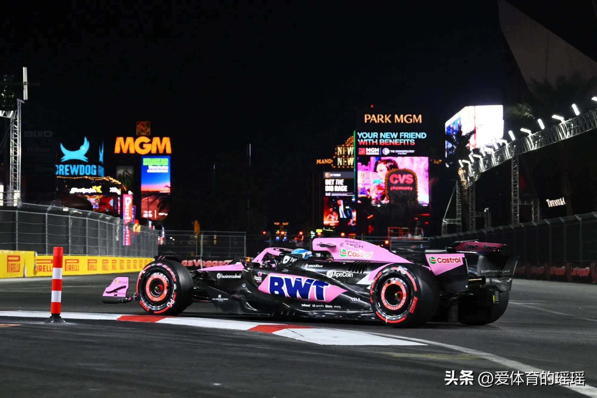 雷速官网-威廉姆斯碾压迈凯伦，勒克莱尔惊艳四座