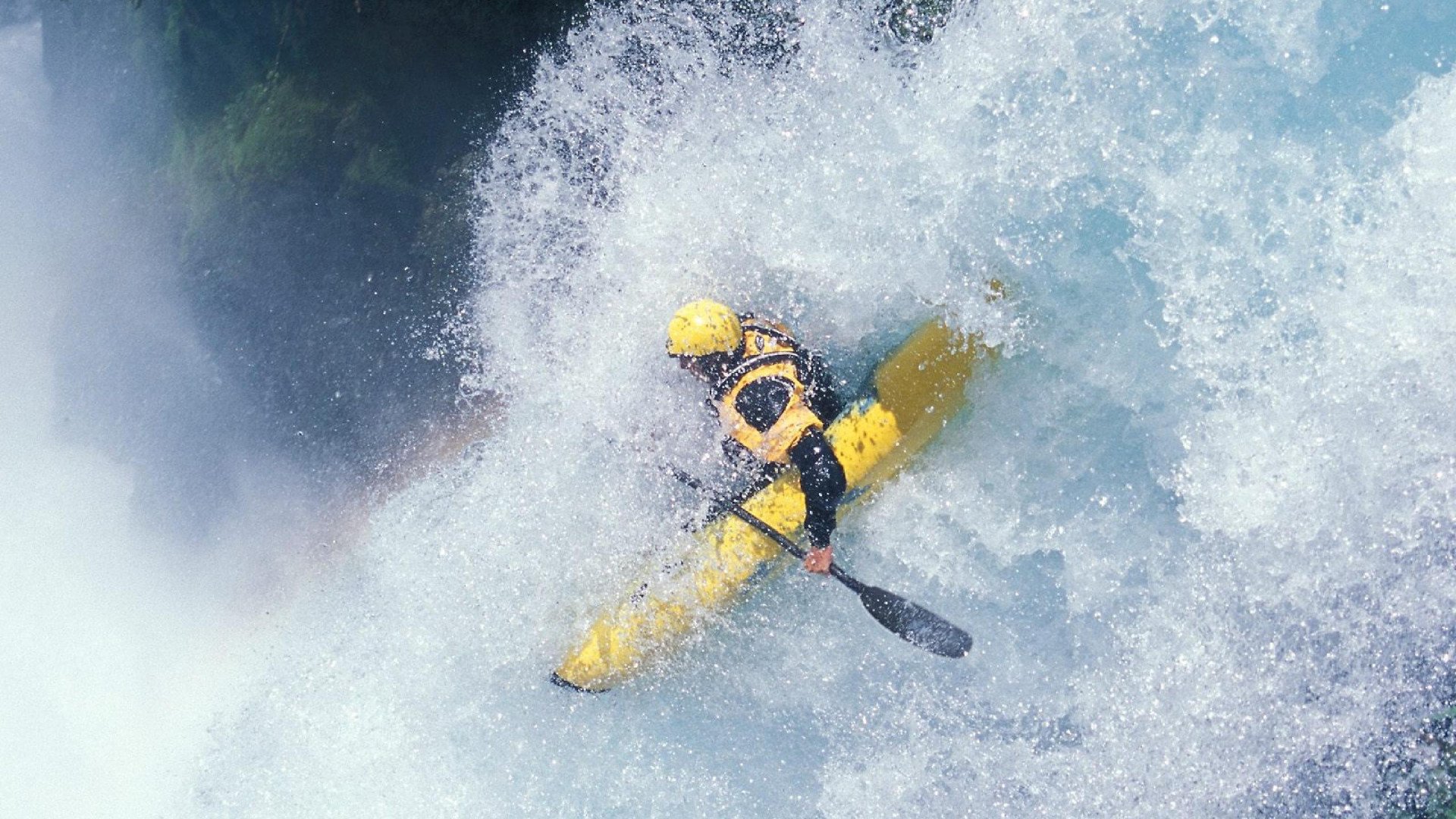 阿劳霍点燃赛场,当玻利维亚的高原闪电劈向波兰的钢铁防线