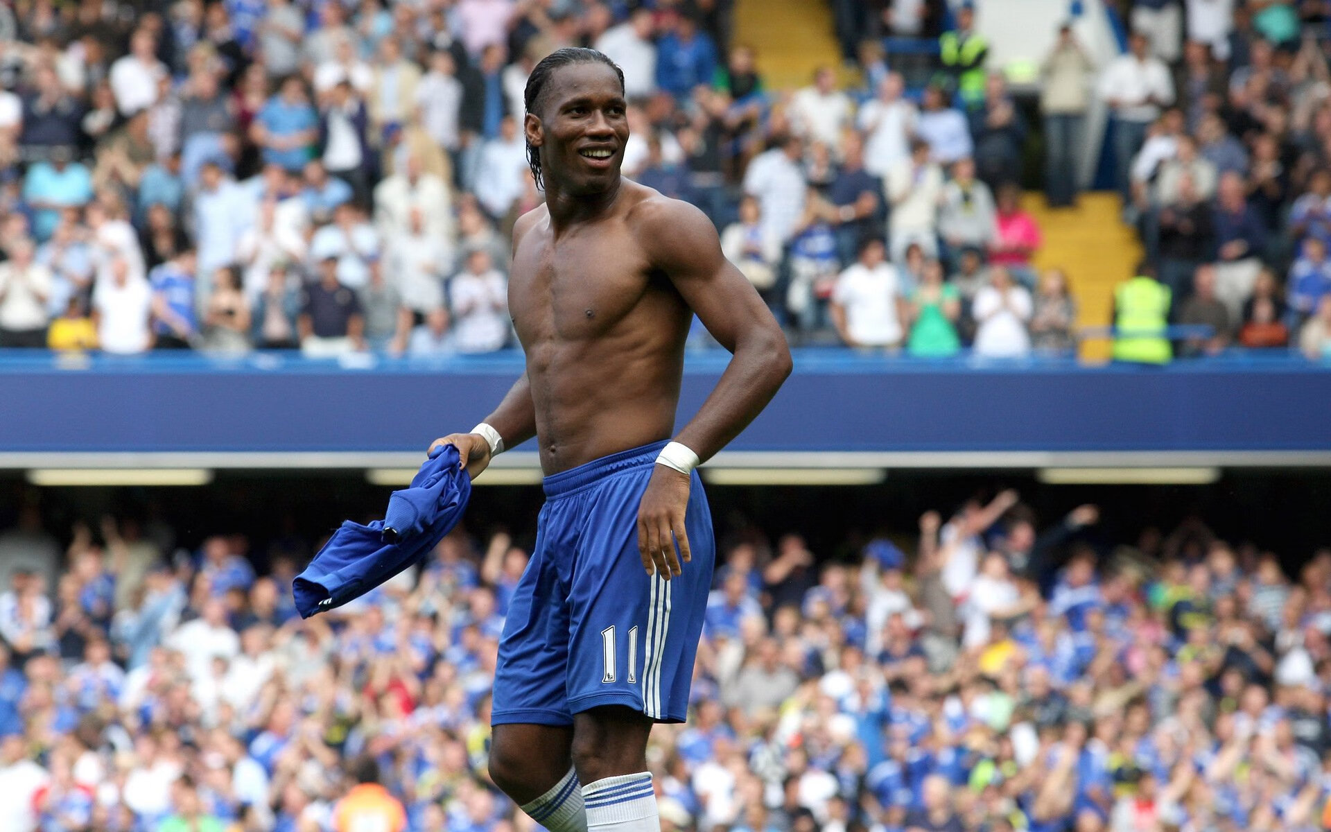 雷速-赛道上的中锋，当约基奇在F1街道赛接管比赛