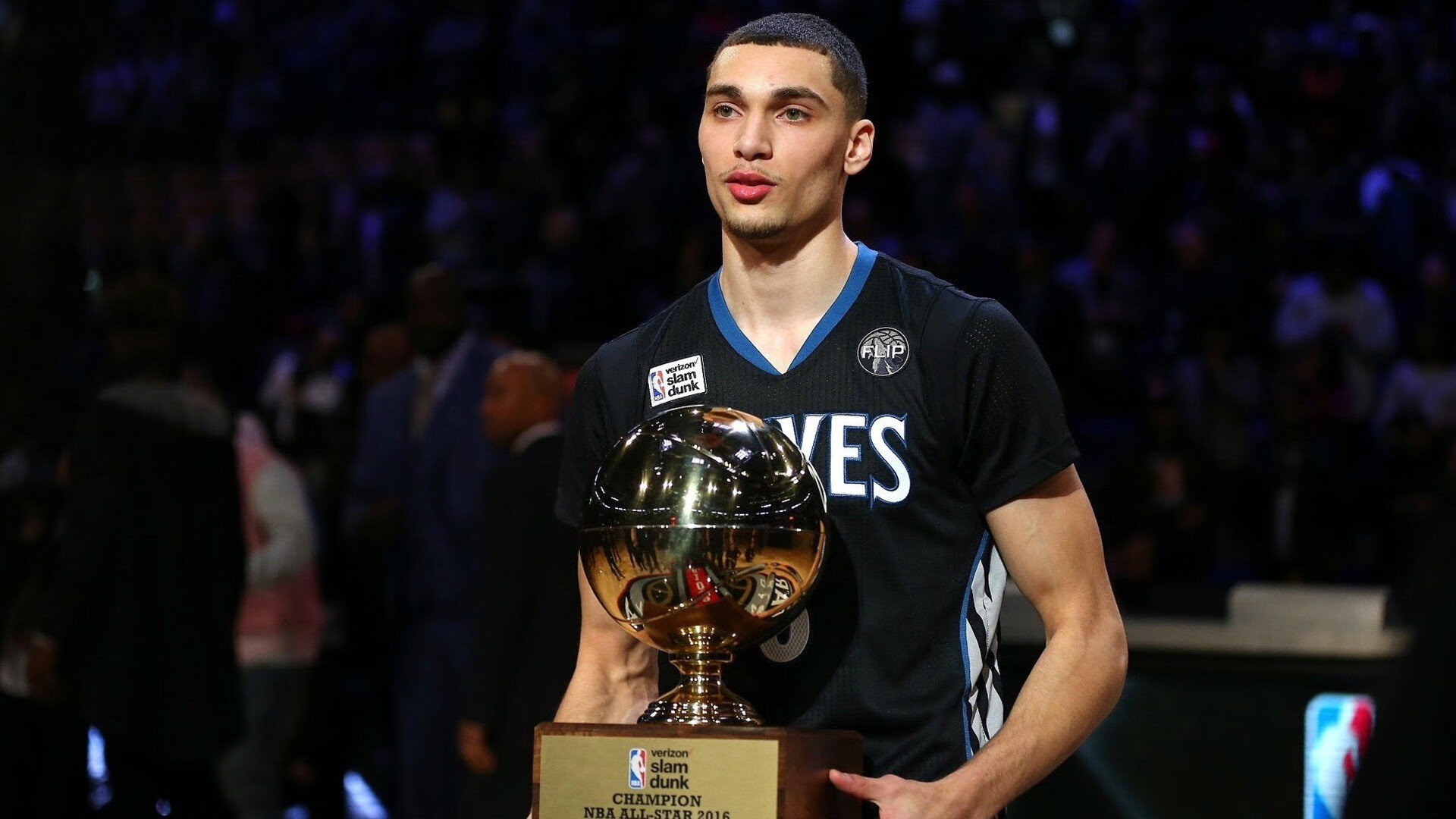 从红土到硬地，阿尔卡拉斯领衔拉沃尔杯绝杀，新一代王者的法网传承